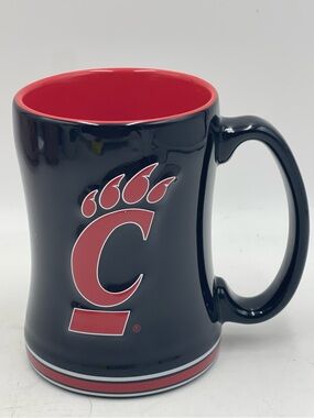 Boelter Brands Cincinnati Bearcats Collegiate Logo Red/Black Sculpted Coffee Mug